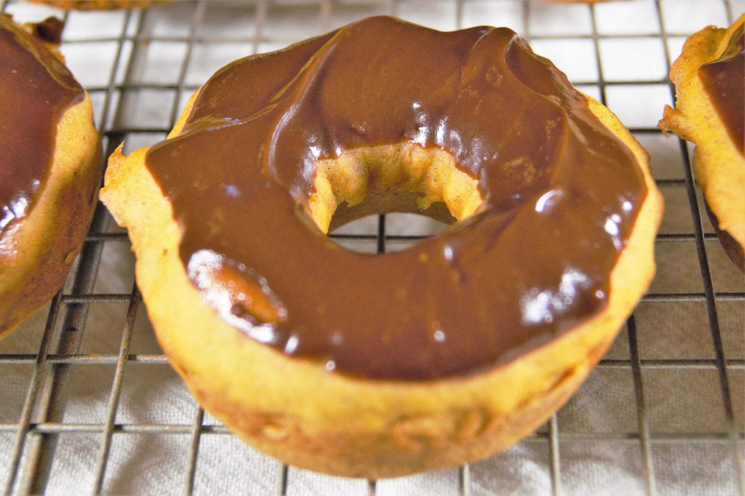 Vegan Pumpkin Chocolate Donuts 2