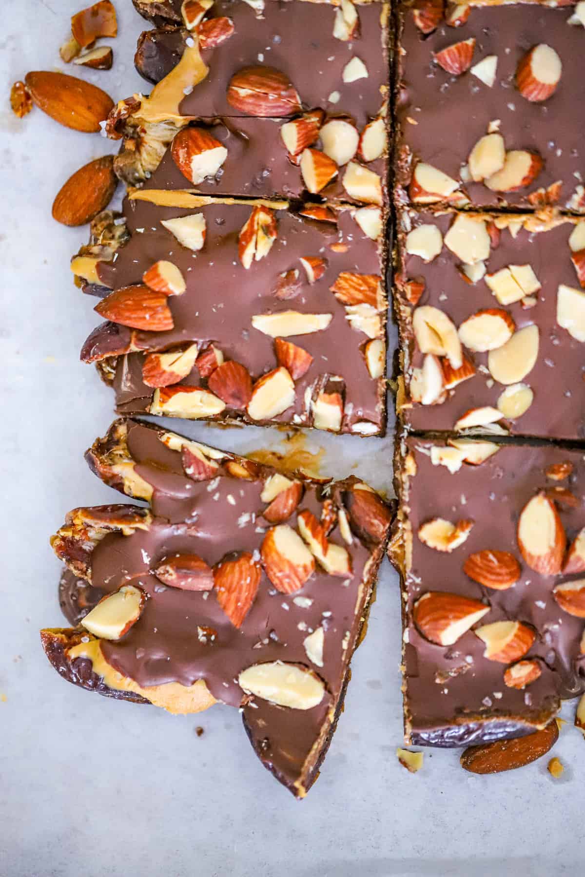 Easy snack chocolate, peanut butter, almonds Date Bark Recipe is vegan and dairy-free