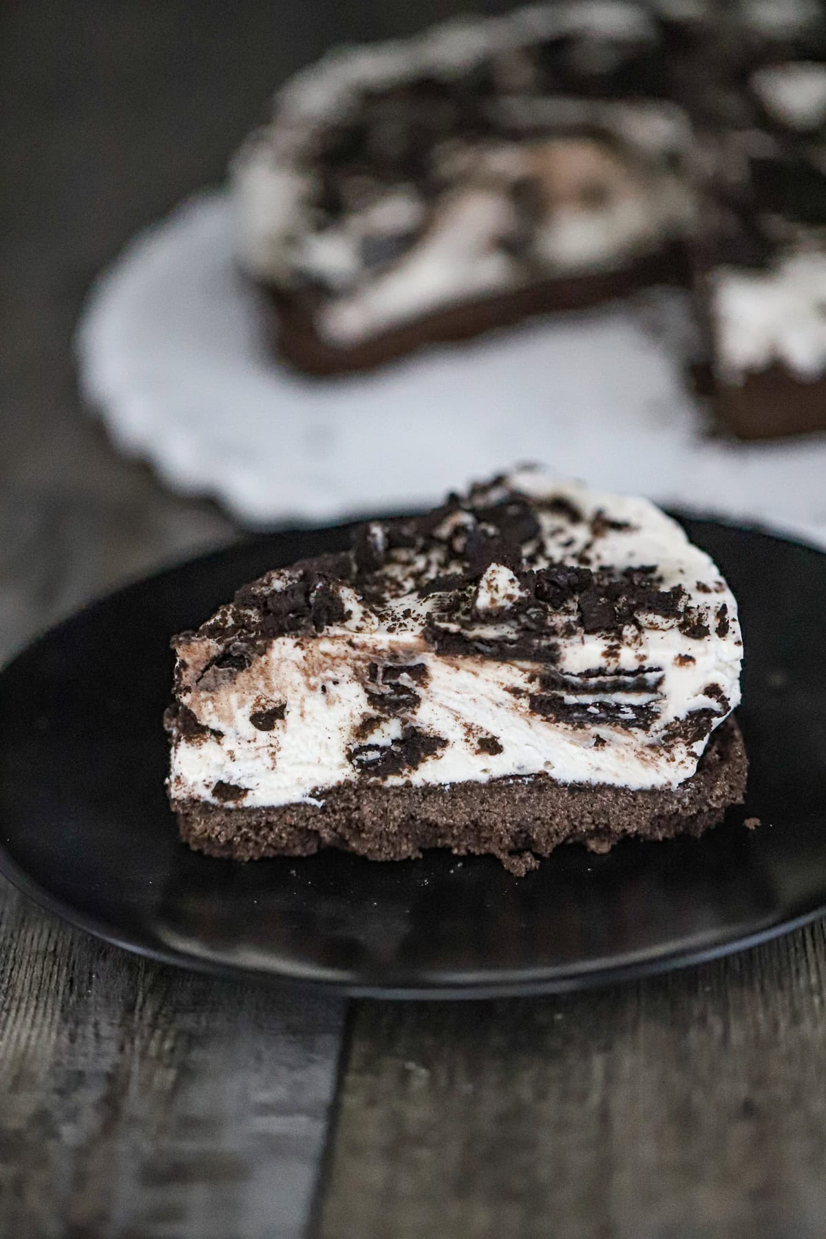 ingredients for no-bake vegan Oreo cheesecake laid out